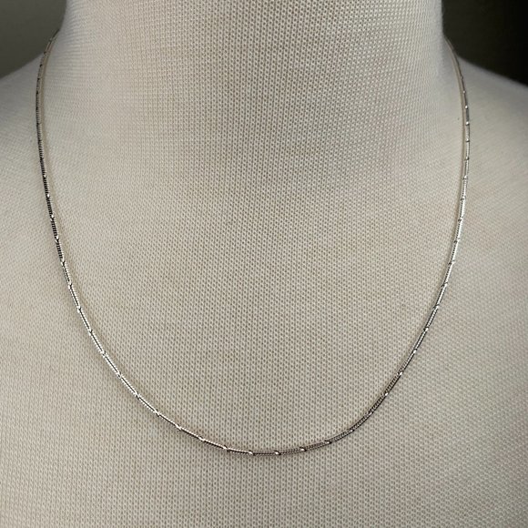 NEW 20" Real Solid Silver (not plated) Diamond Cut Snake Chain 1.5mm - Picture 2 of 6
